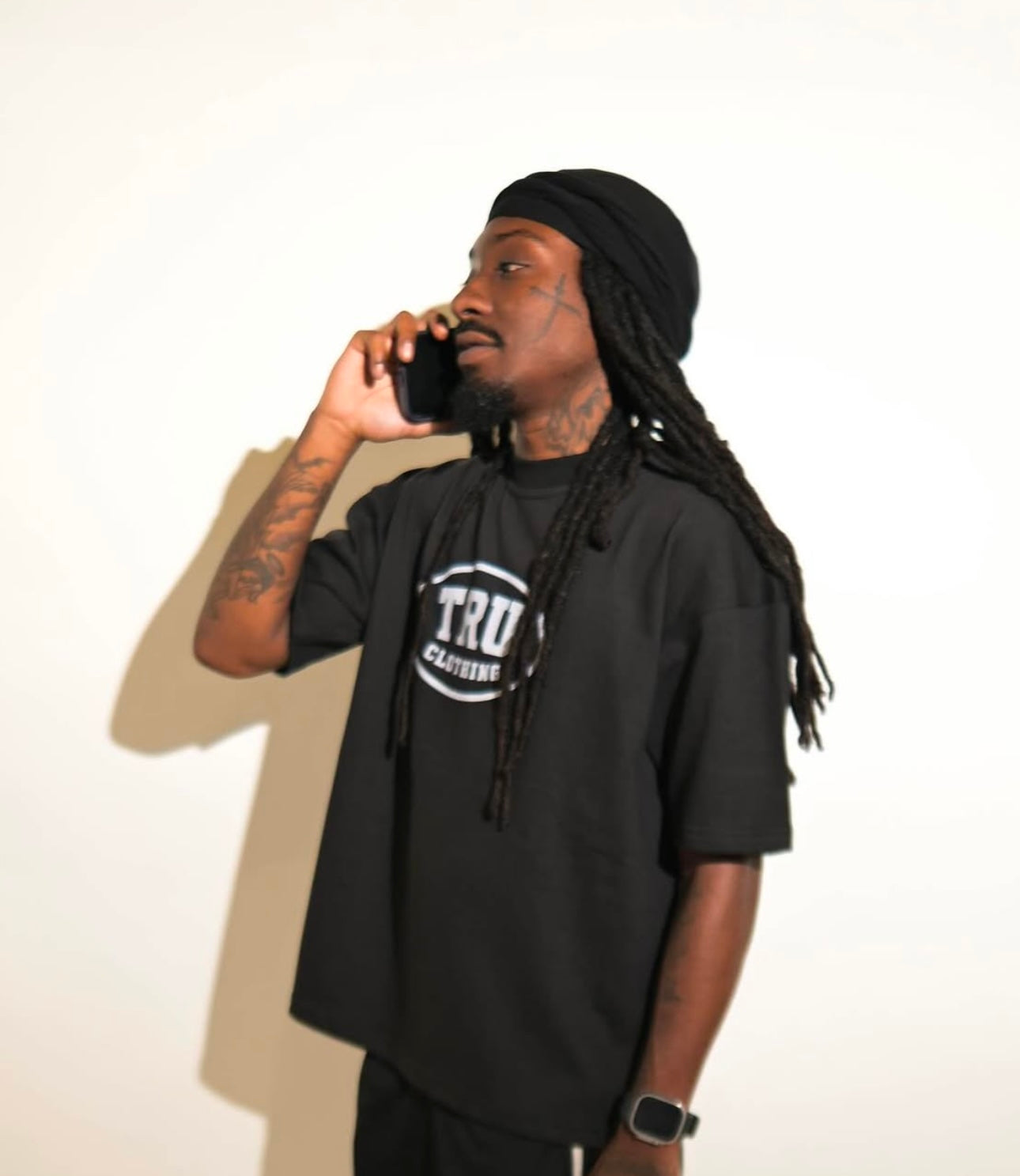 TRU OVAL LOGO TEE